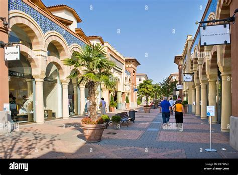 fidenza village shopping center.